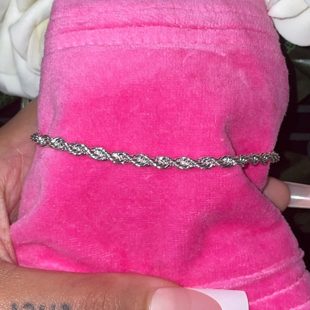 Sterling Silver .925 twist Bracelet